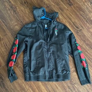Super cute windbreaker